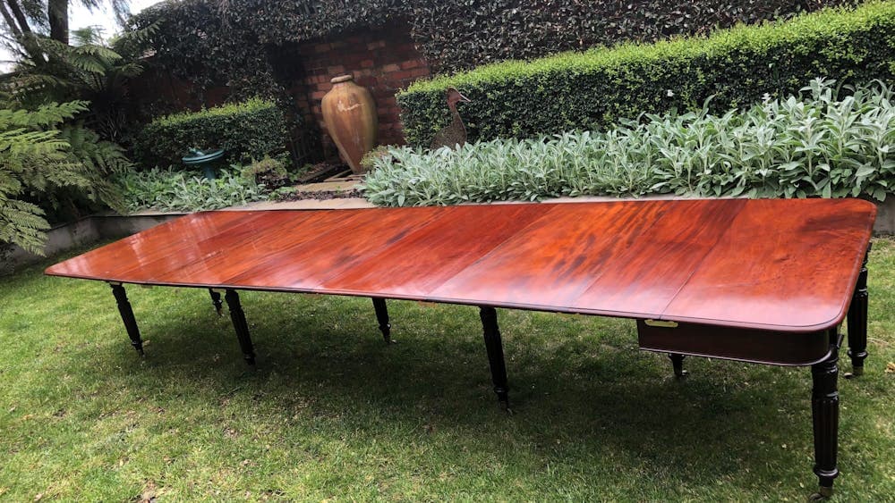 magnificent mahogany extension table C.1880