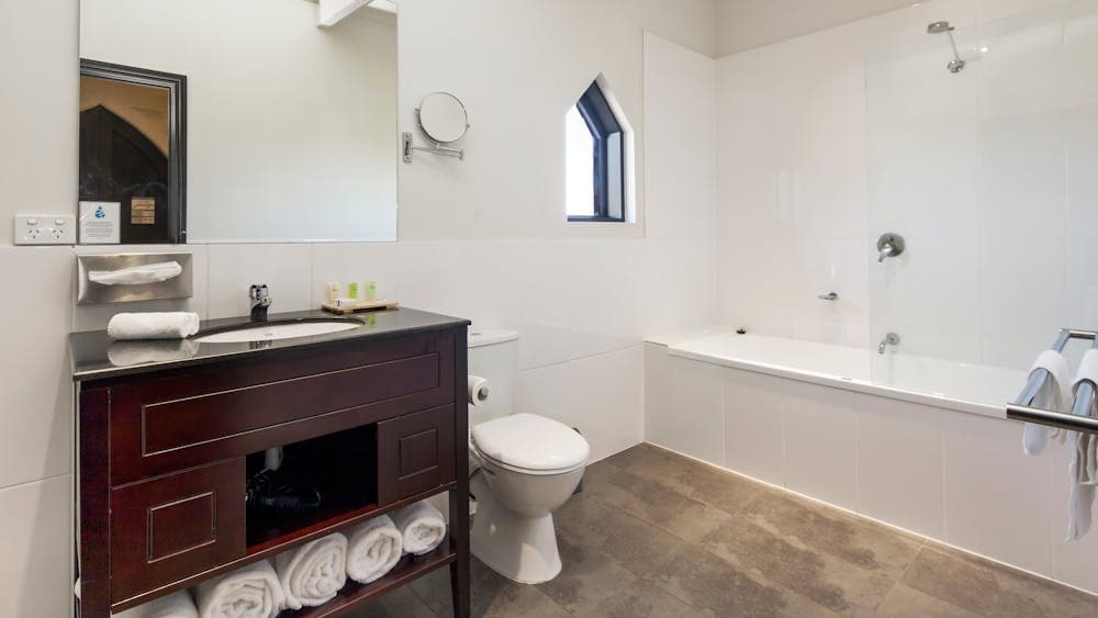 Suites Bathroom