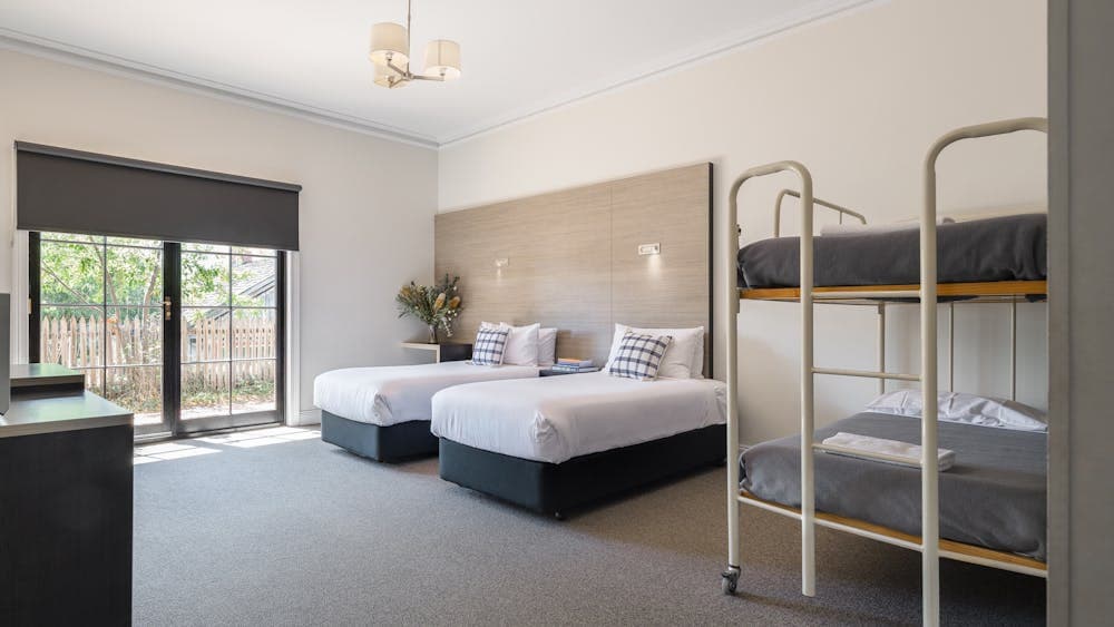 Twin room with bunks