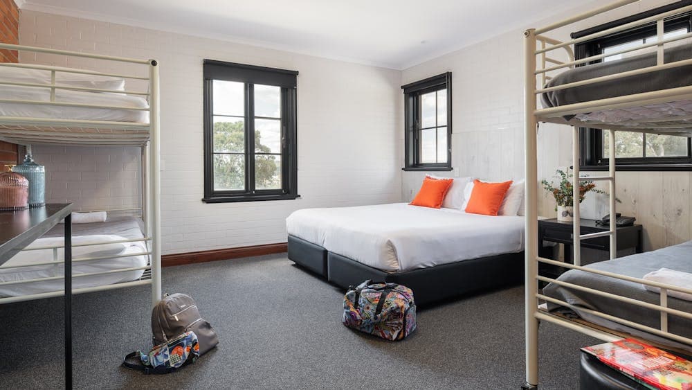 One king split and 2 bunk beds. Accommodates up to 6 guests.