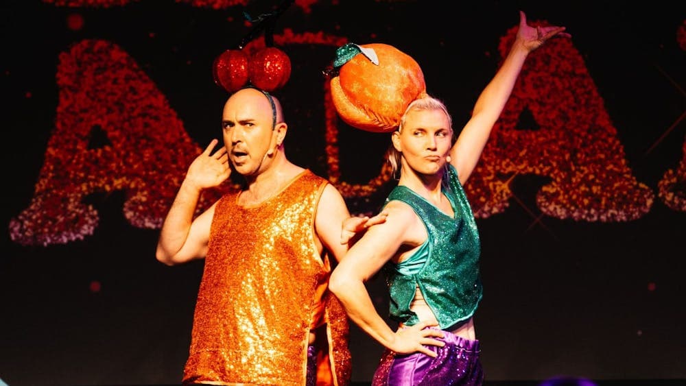 Turtle and Sugar Rush wearing fruit on their heads