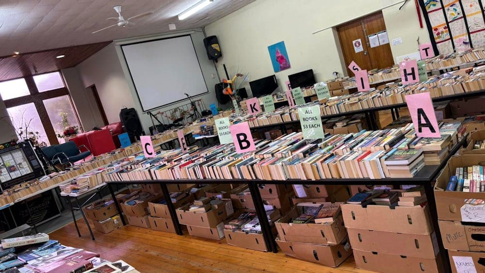 Tables with second hand books for sale