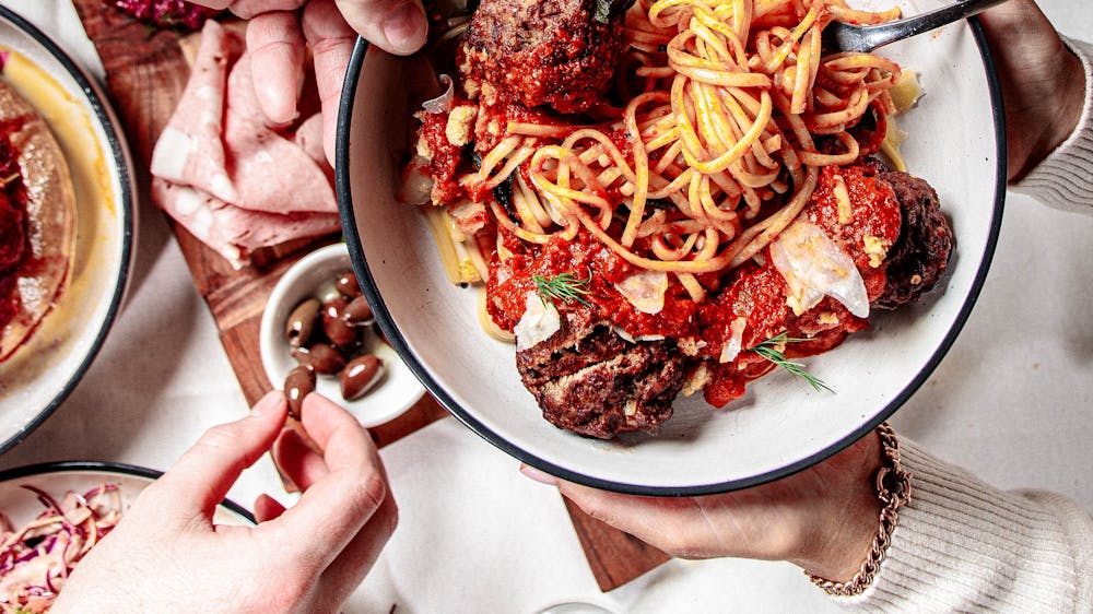 Turret Meatballs with linguine and Tomato Pomolora sauce