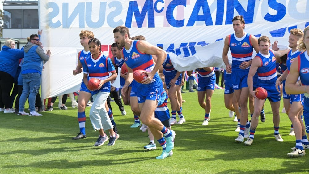 Thumbnail for AFL Round 8 Western Bulldogs v Port Adelaide