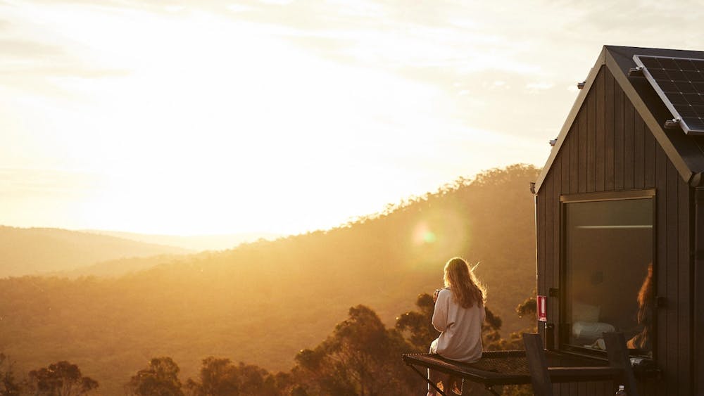 unyoked cabin exterior