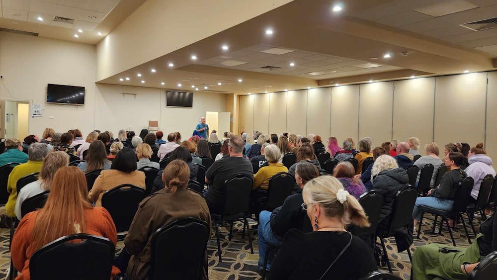 Thumbnail for Live mediumship with Simon Hay – Wendouree