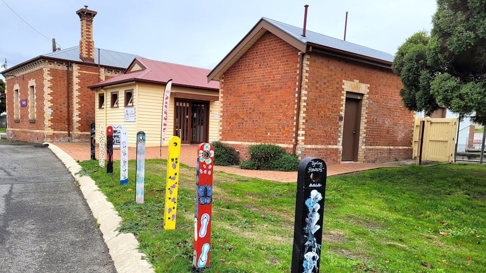 Exterior of Art Trax