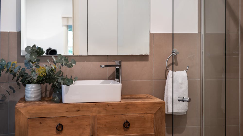 Ensuite bathroom