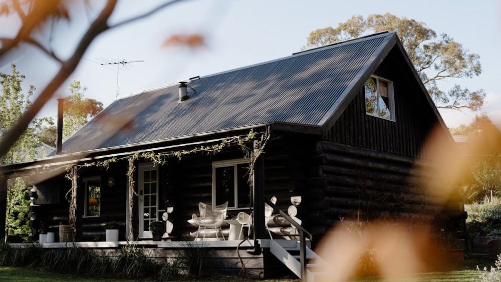 External shot of Norsu Cabin
